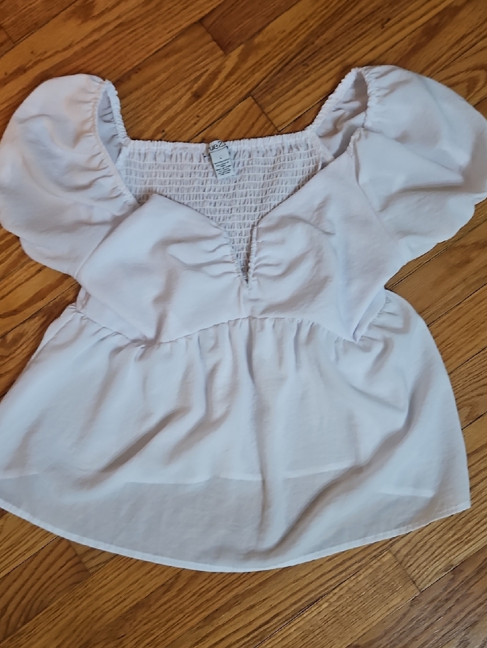 Rue21 White Puff-Sleeve Smocked Peplum Top